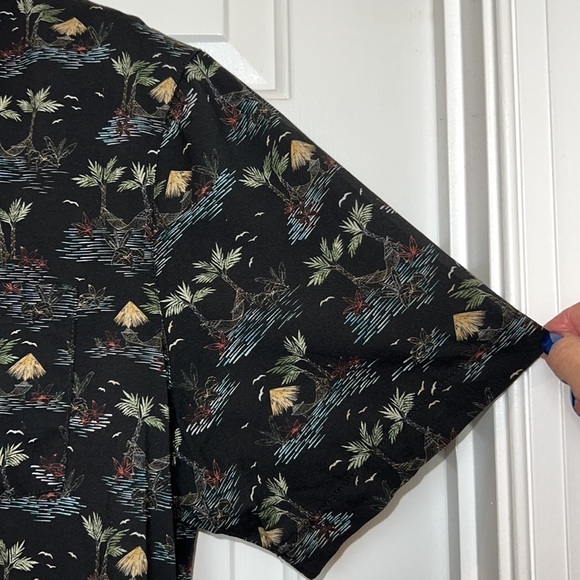 Marine Layer Short Sleeve Camp Shirt Size M/L Black Multi Color NWOT - Picture 7 of 13